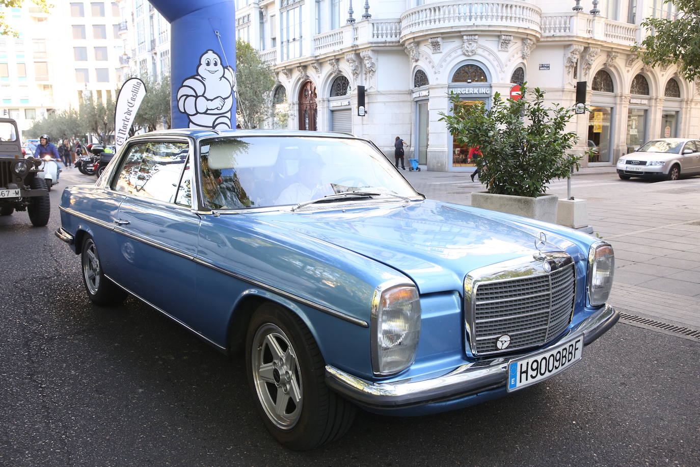 Fotos: Galería de fotos | Llegada de los participantes al Valladolid Motor Vintage 2/3