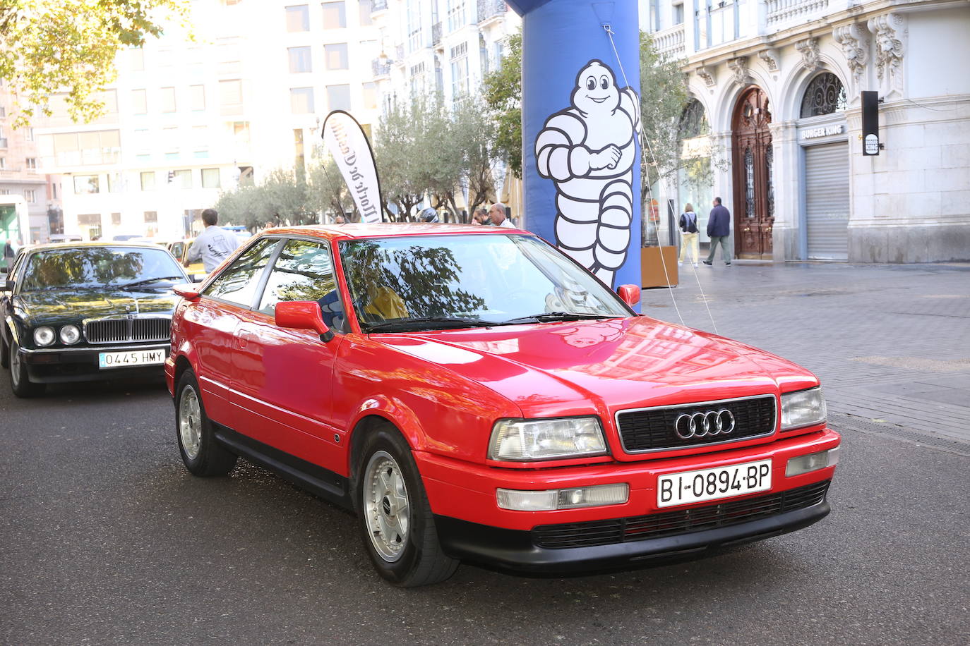 Fotos: Galería de fotos | Llegada de los participantes al Valladolid Motor Vintage 2/3