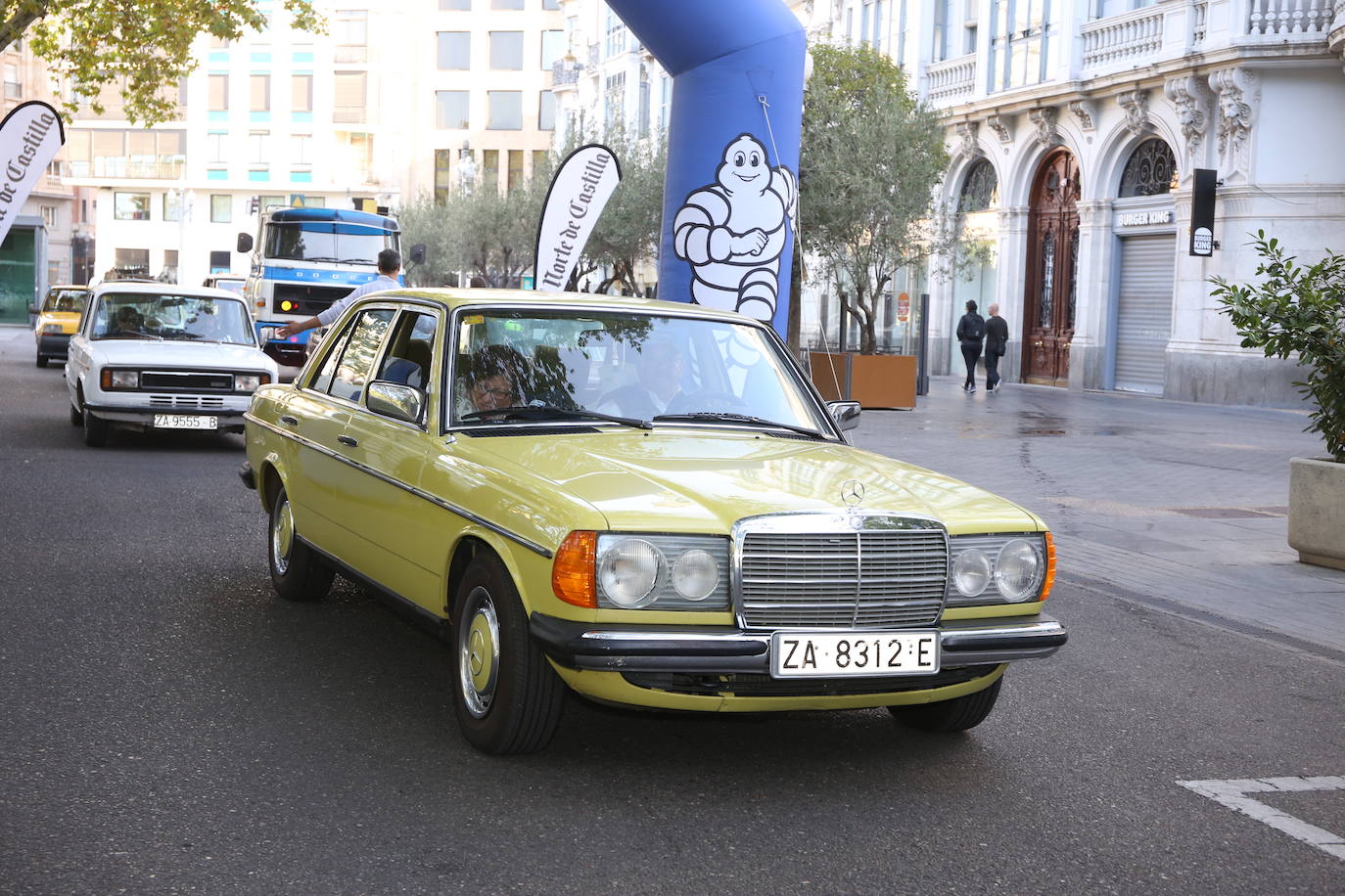 Fotos: Galería de fotos | Llegada de los participantes al Valladolid Motor Vintage 3/3