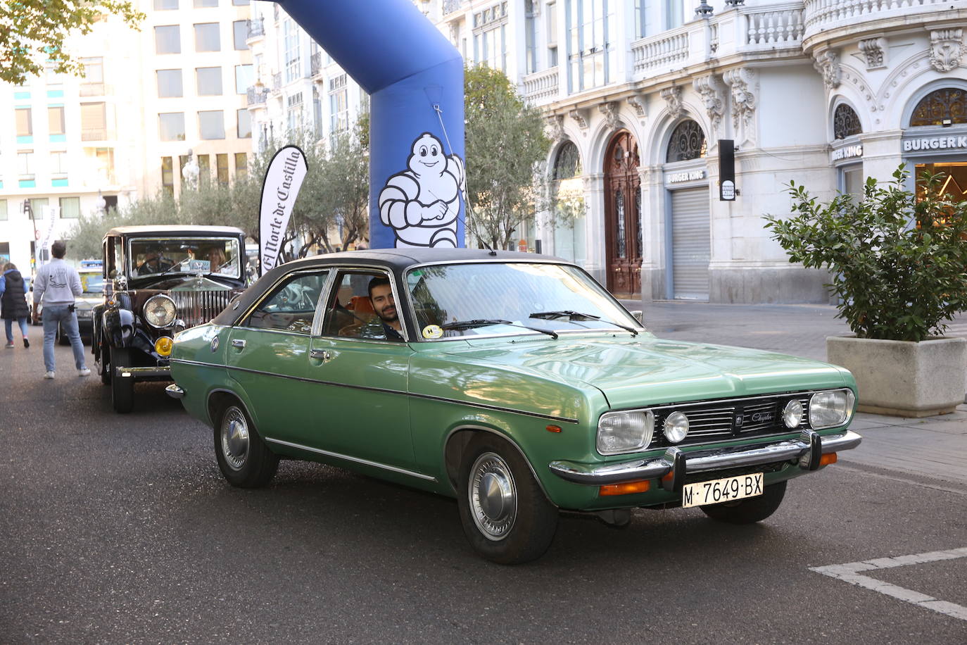 Fotos: Galería de fotos | Llegada de los participantes al Valladolid Motor Vintage 3/3