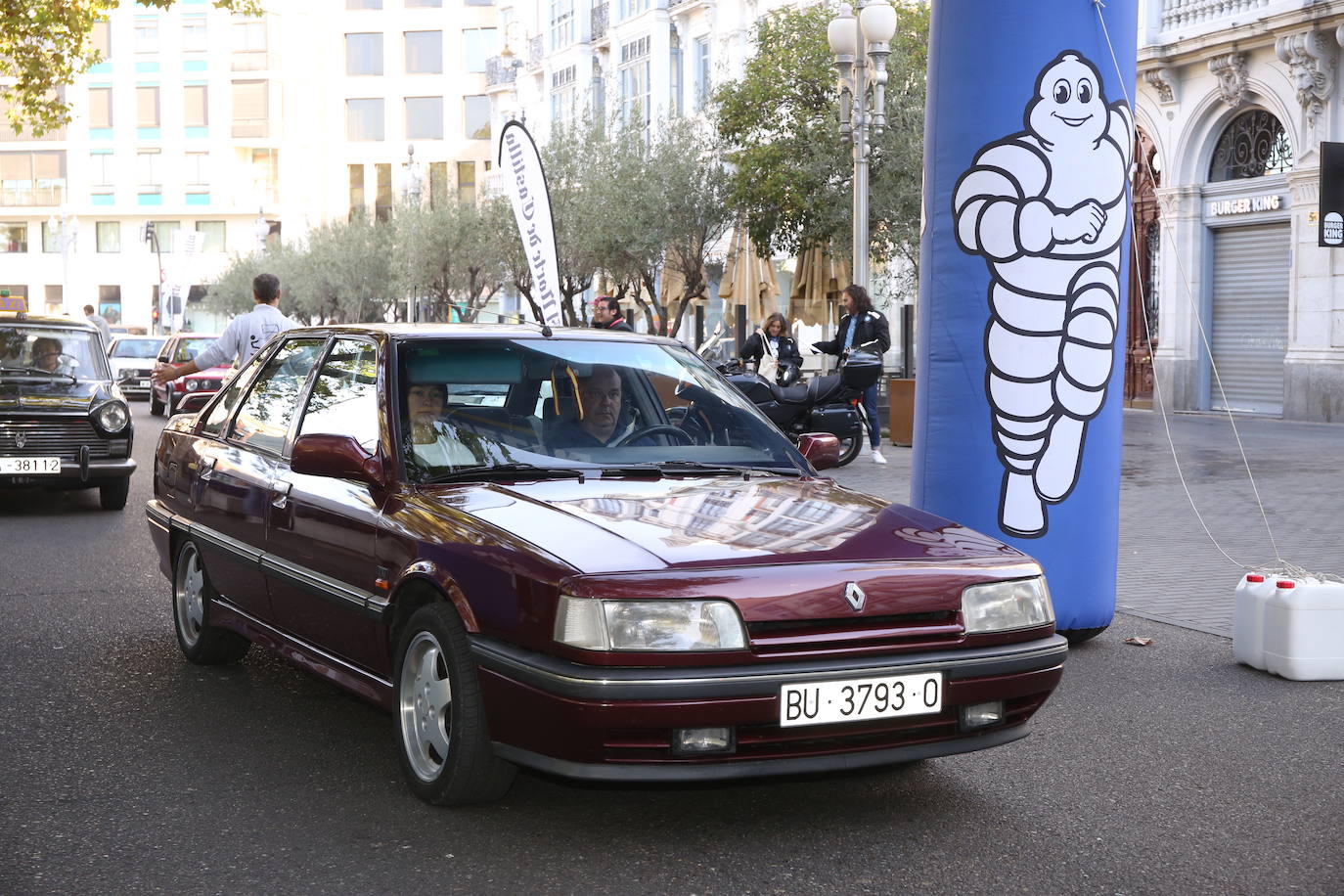 Fotos: Galería de fotos | Llegada de los participantes al Valladolid Motor Vintage 3/3