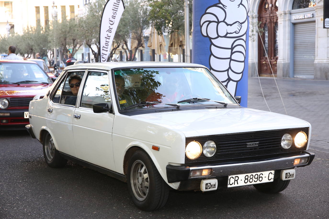 Fotos: Galería de fotos | Llegada de los participantes al Valladolid Motor Vintage 3/3