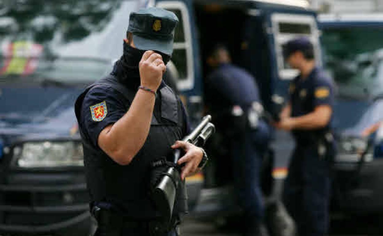 Los funcionarios recibirán a final de año una paga de más de 500 euros