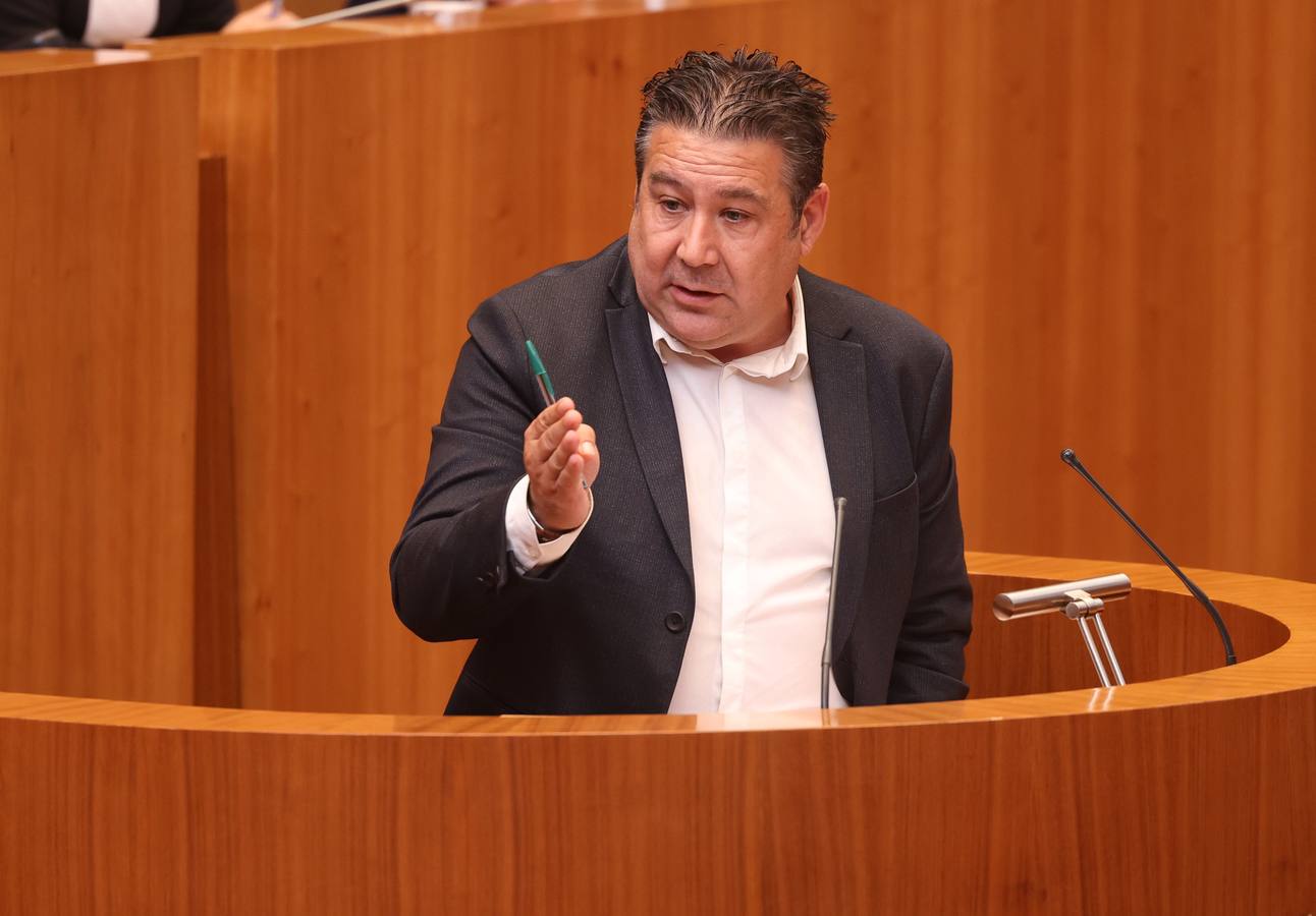 Fotos: Pleno en las Cortes de Castilla y León