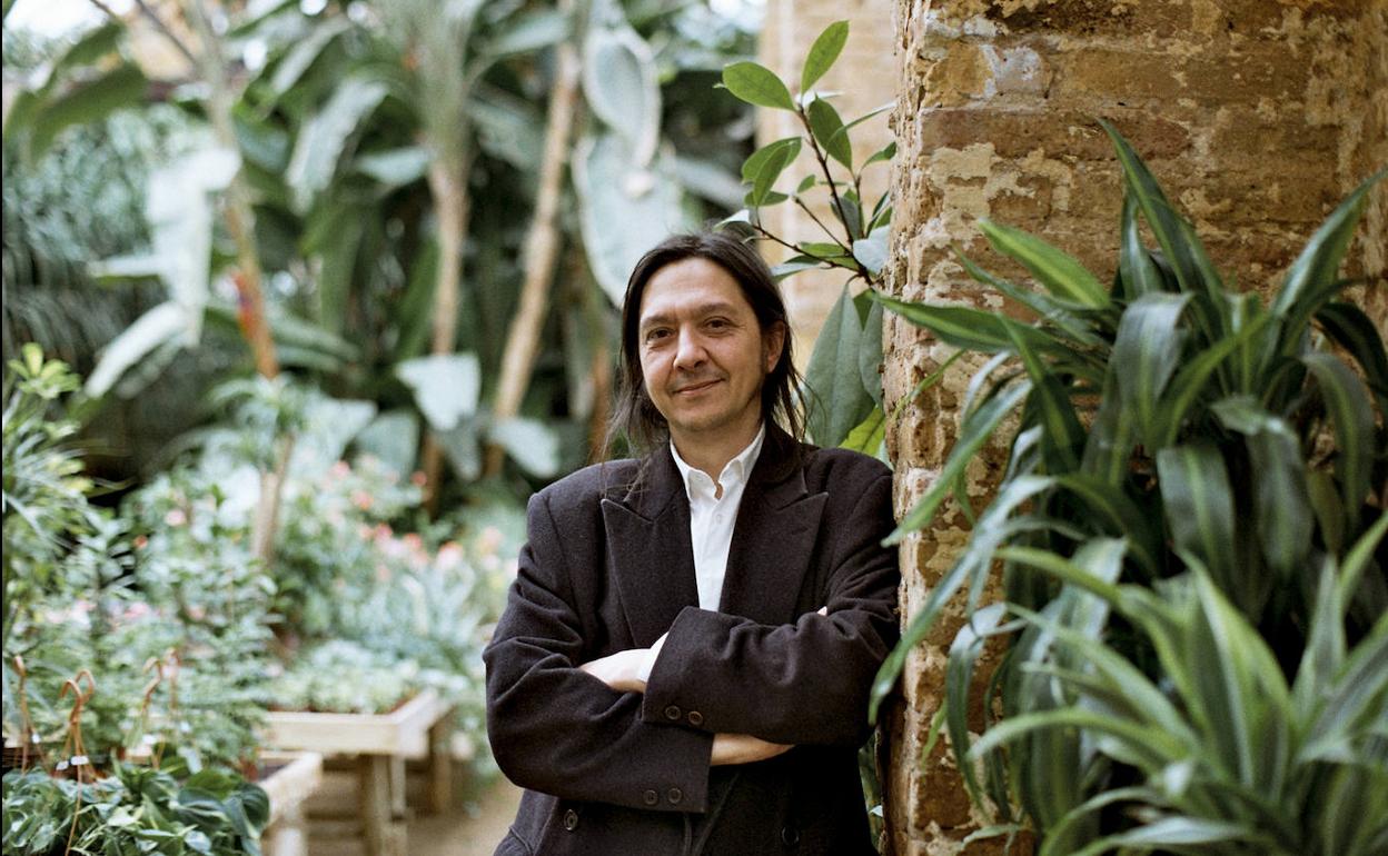 El escritor Santiago Lorenzo. 