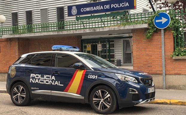 Detenido un joven por robar una cadena de oro a un menor en Las Delicias