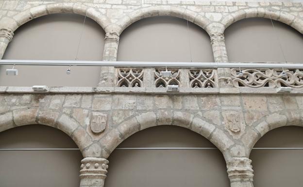 La Casa de las Conchas de Valladolid: el otro Palacio de Santa Cruz