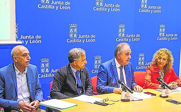 Presentación de la campaña de vacunación, este jueves en la delegación de la Junta.