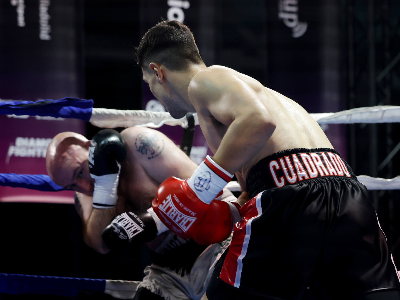 Fotos: El debut profesional de Miguel Cuadrado, en imágenes