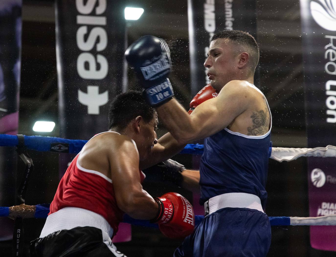 Fotos: El debut profesional de Miguel Cuadrado, en imágenes