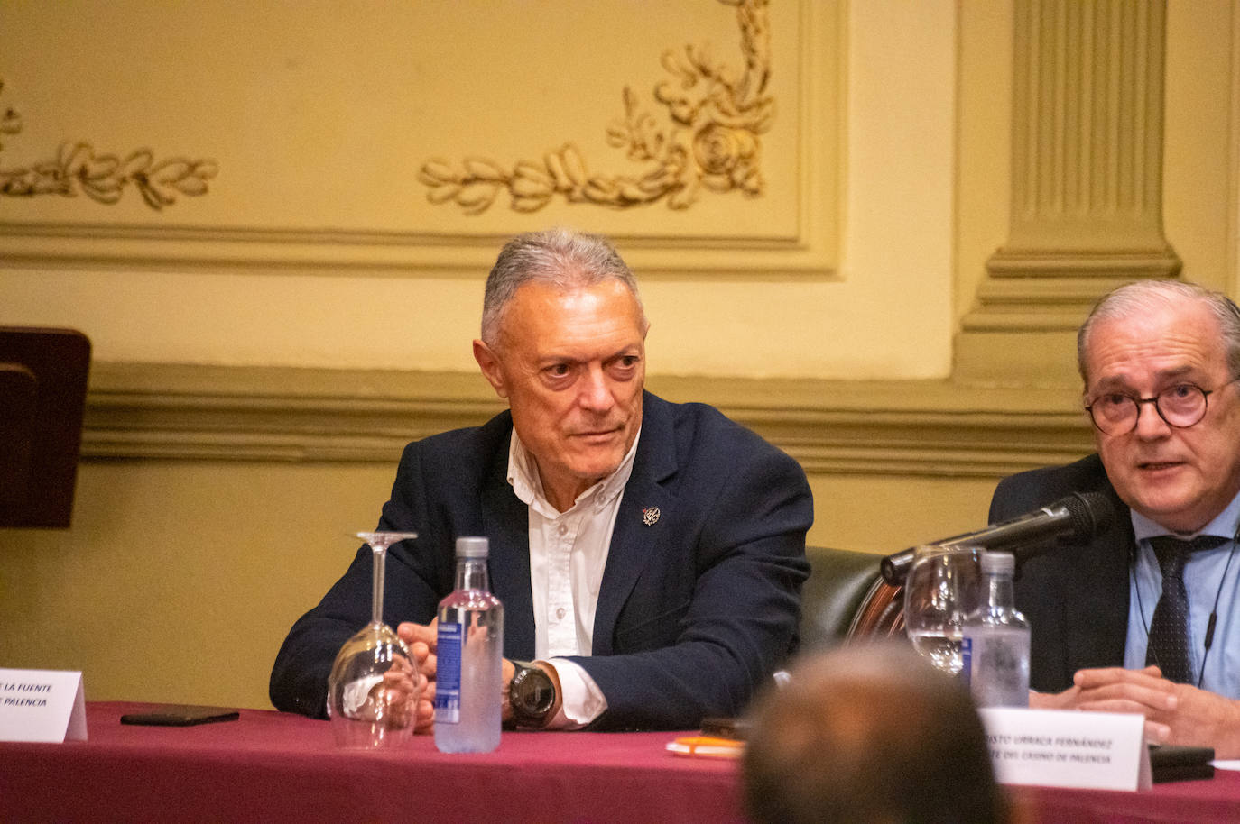 Fotos: El Casino de Palencia recibe al excoronel jefe de la UCO Manuel Sánchez Corbí