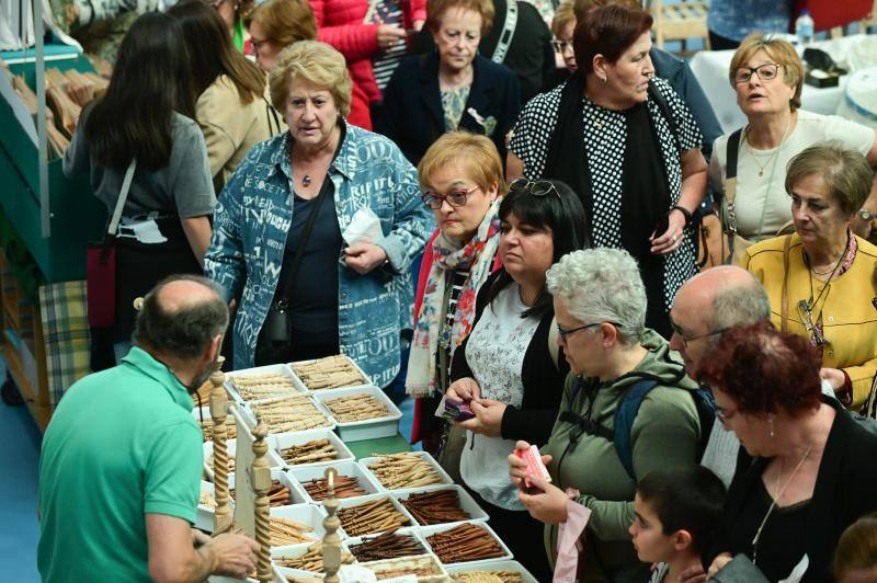 Fotos: El encuentro de encajeras de bolillos en Valladolid