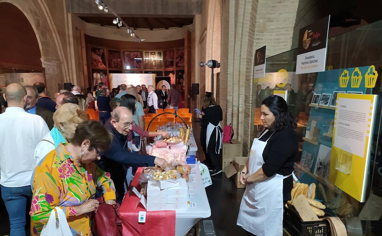 Puestos de venta en la Feria del Pan y la Lenteja de Tierra de Campos. 