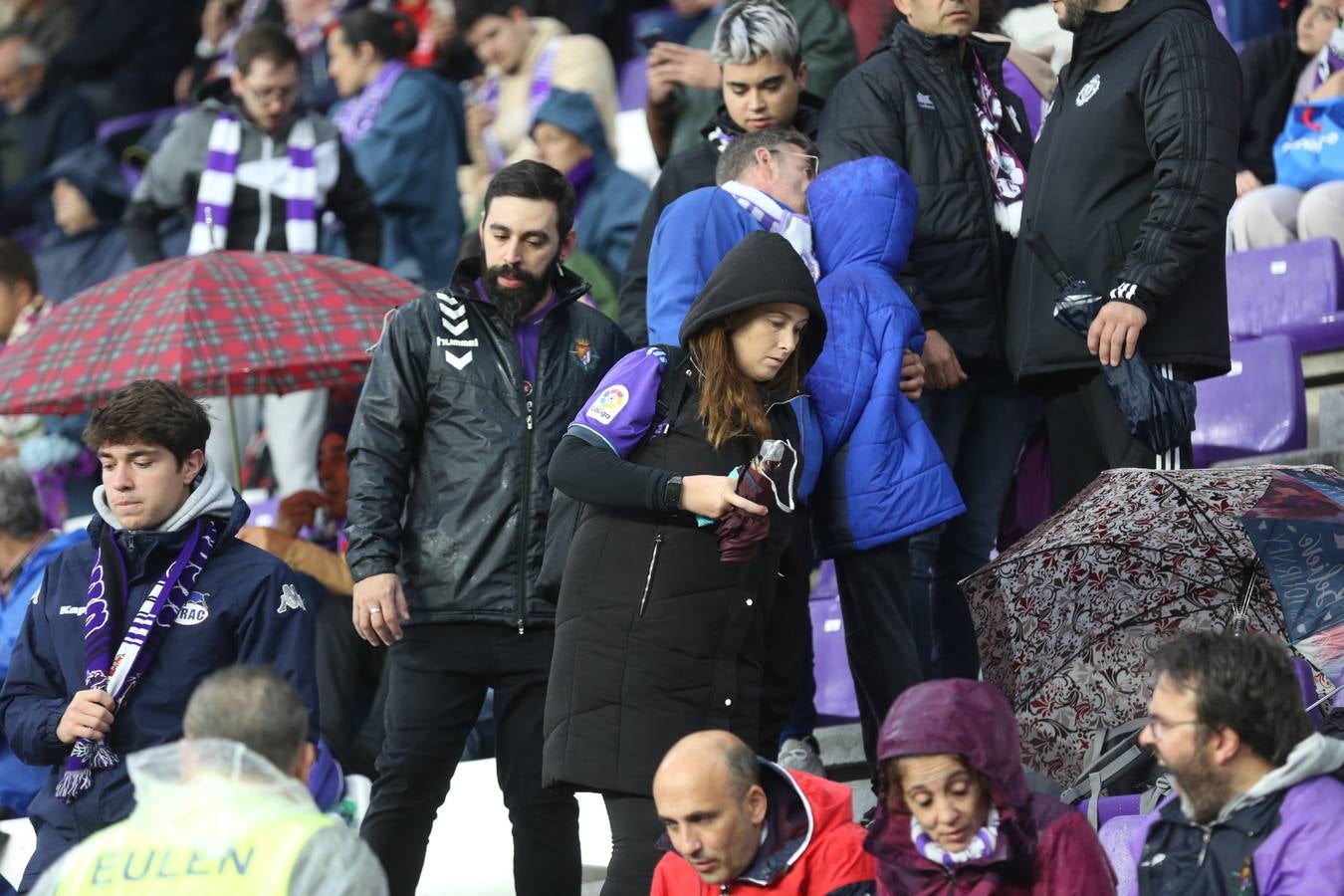 Fotos: Búscate en las fotos de la grada del Real Valladolid-Celta de Vigo (3/4)