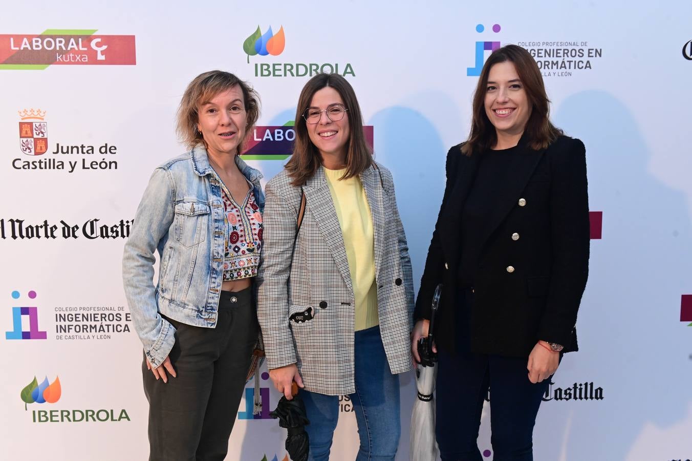 Miriam de Prados, Sara Simón y Alicia Manrique, de Proximia Havas. 