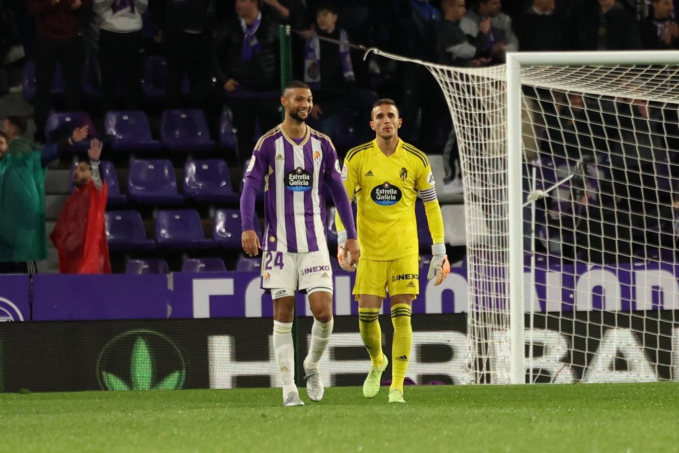 Fotos: El Real Valladolid golea al centa de Vigo (4-1)