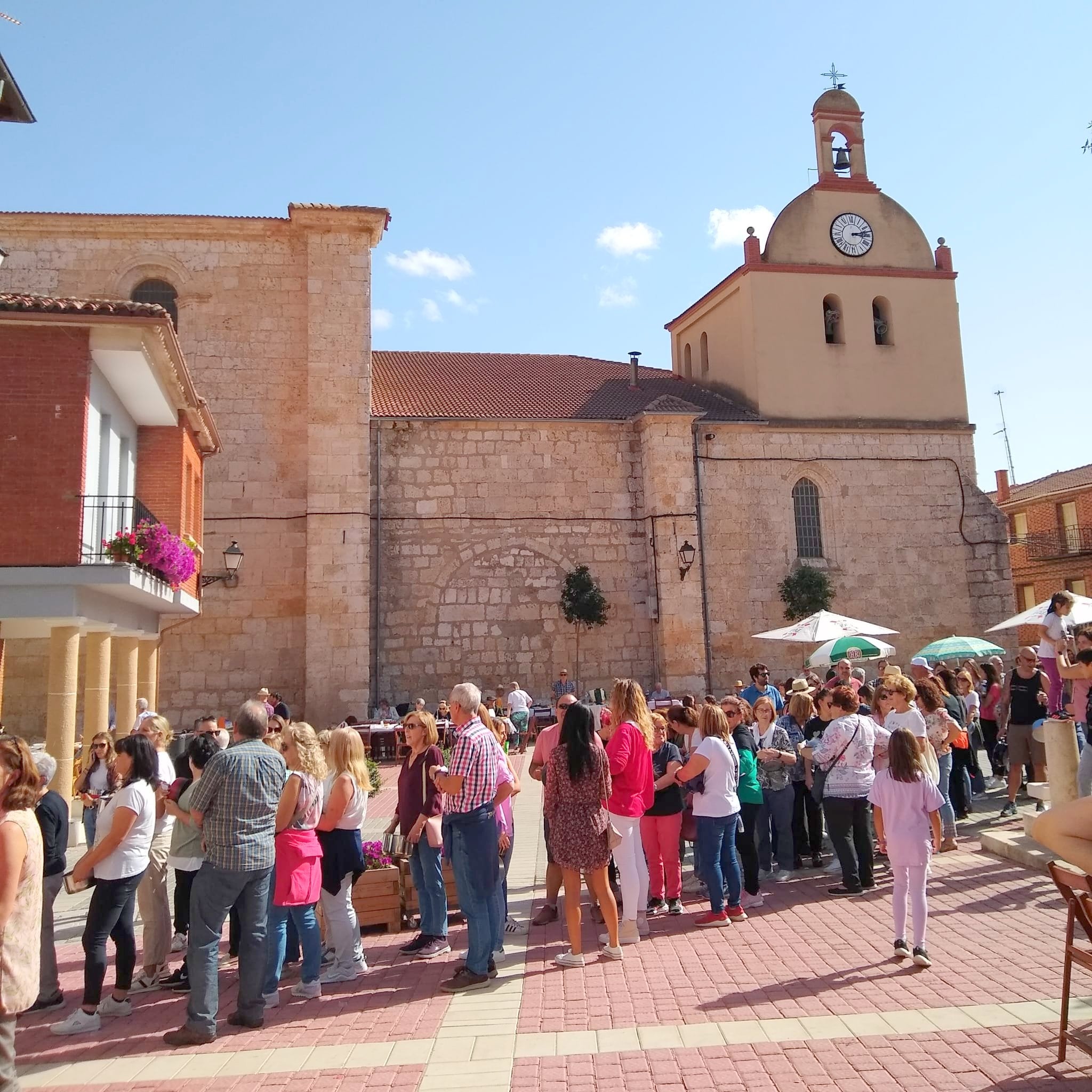 Castrillo de Don Juan se vuelca con la XIV Fiesta de la Vendimia