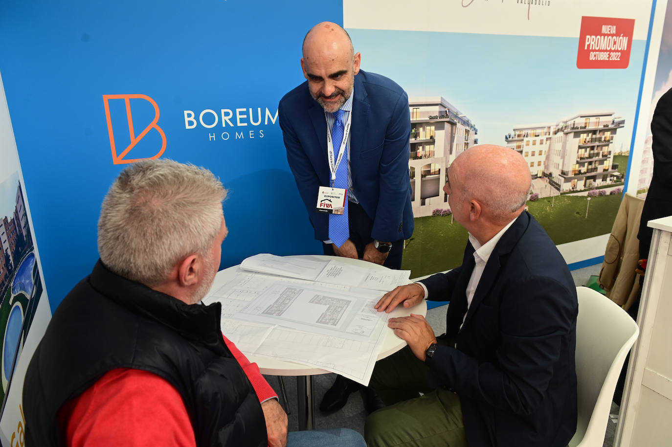 Fotos: Jornada del sábado en la Feria Inmobiliaria de Valladolid (FIVA) 2022 (1/2)