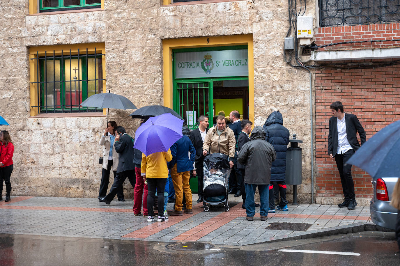 Fotos: La cofradía de la Vera Cruz está de cumpleaños