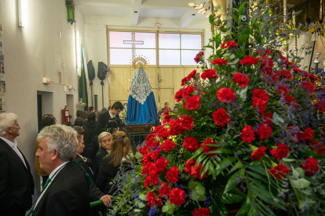 Fotos: La cofradía de la Vera Cruz está de cumpleaños