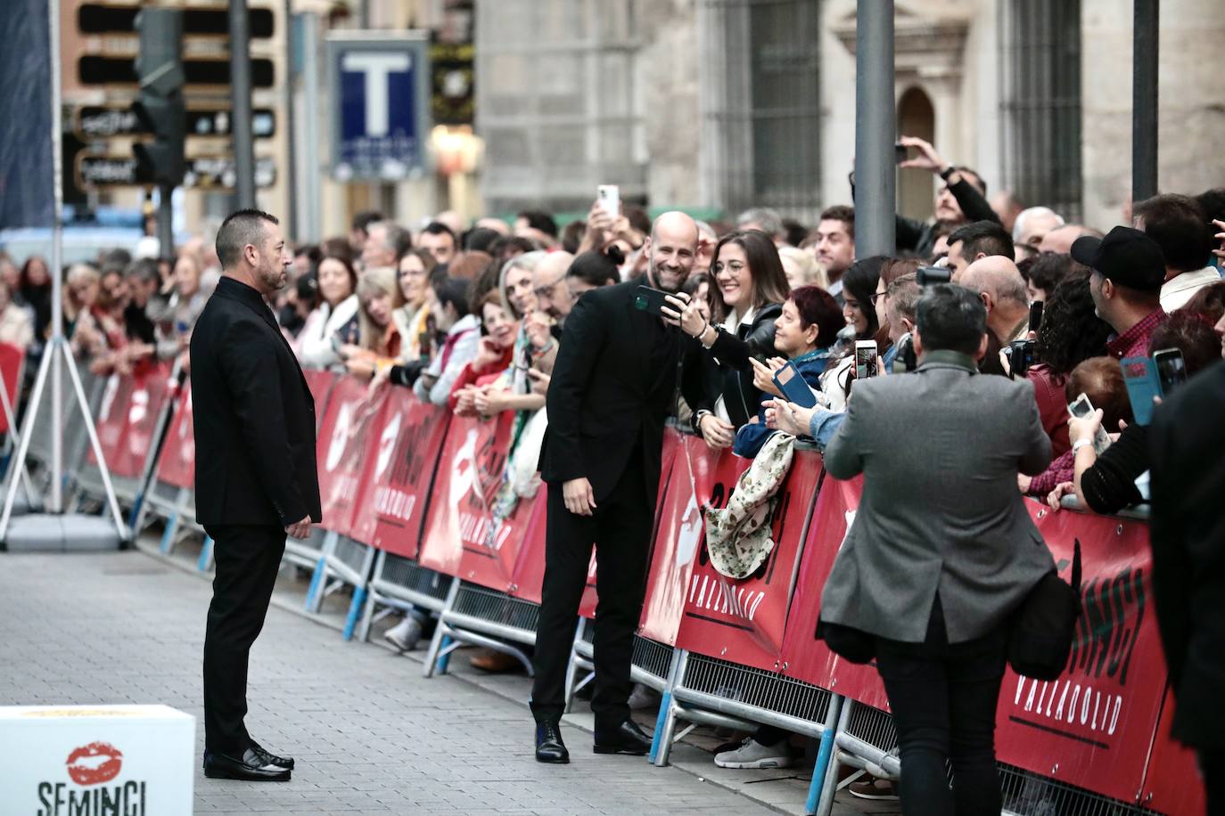 Fotos: Alfombra verde en la clausura de la Seminci 2022 (2/4)