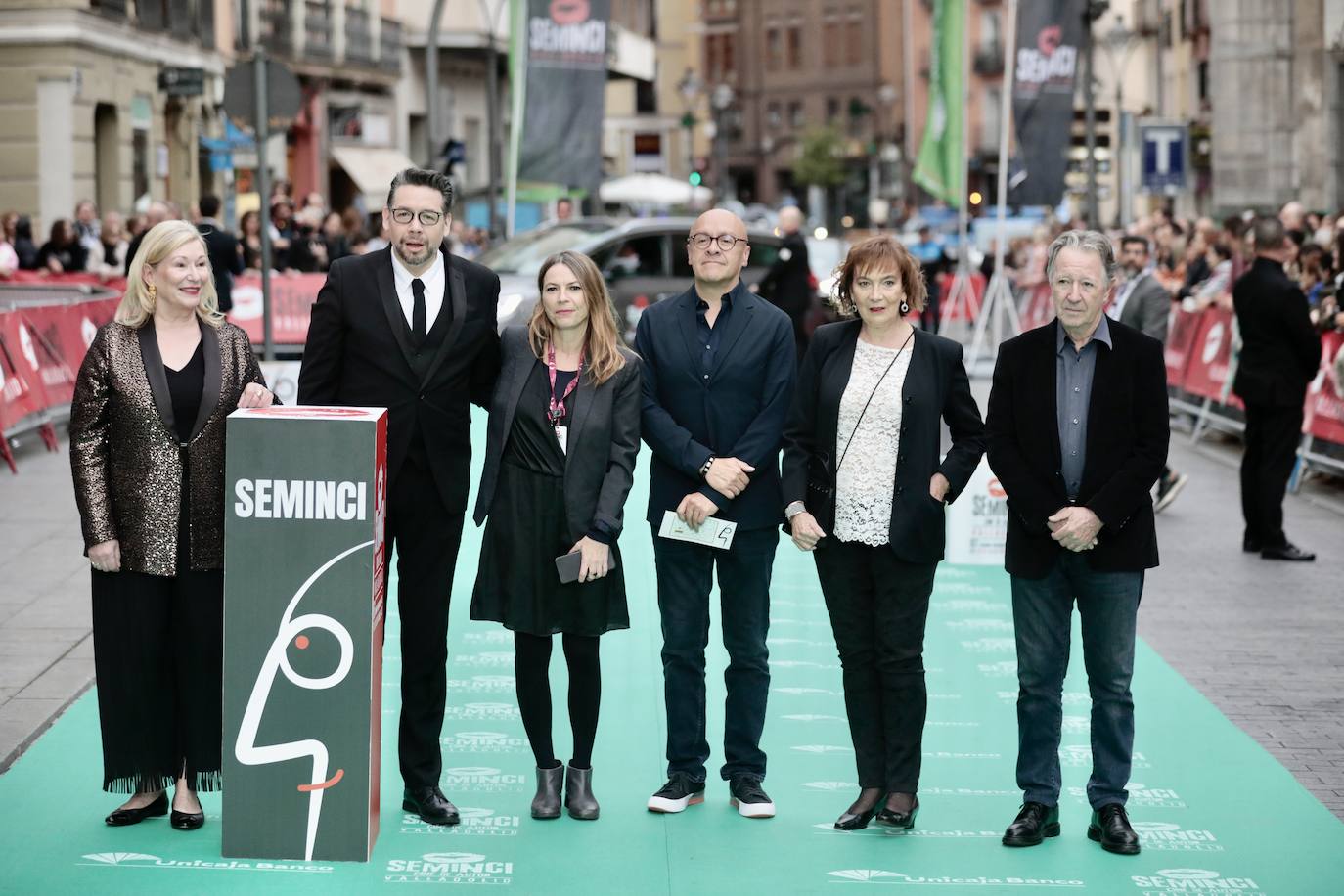 Fotos: Alfombra verde en la clausura de la Seminci 2022 (2/4)