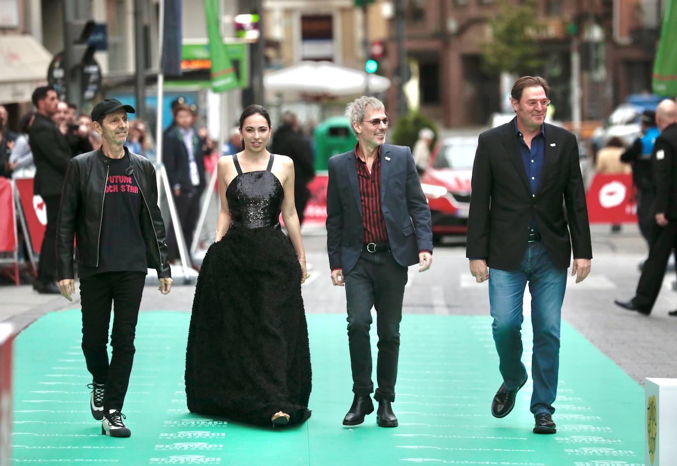 Fotos: Alfombra verde en la clausura de la Seminci 2022 (2/4)