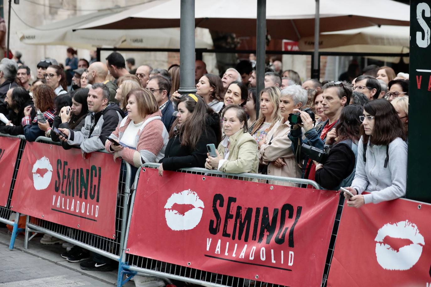 Fotos: Alfombra verde en la clausura de la Seminci 2022 (4/4)
