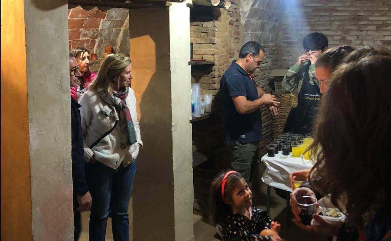 Jornada de puertas abiertas a las bodegas de Villalón, el sábado.