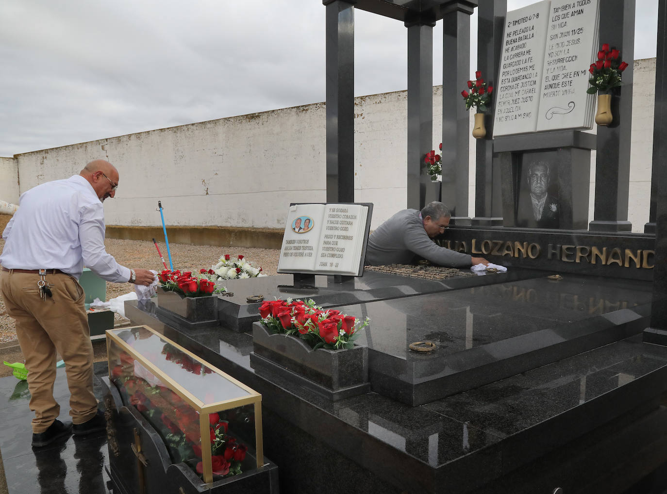 Fotos: Palencia recuerda a sus difuntos en Todos los Santos