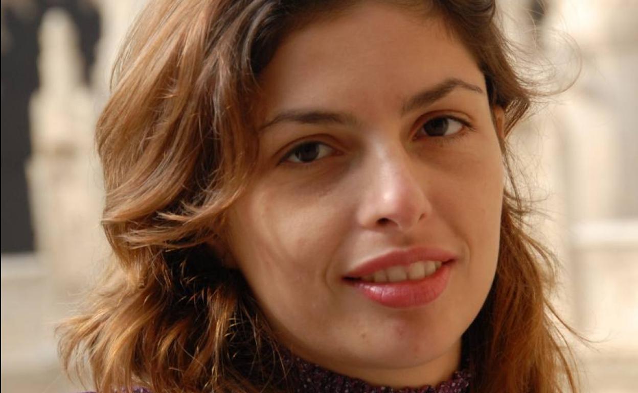 La poeta Lauren Mendinueta. 