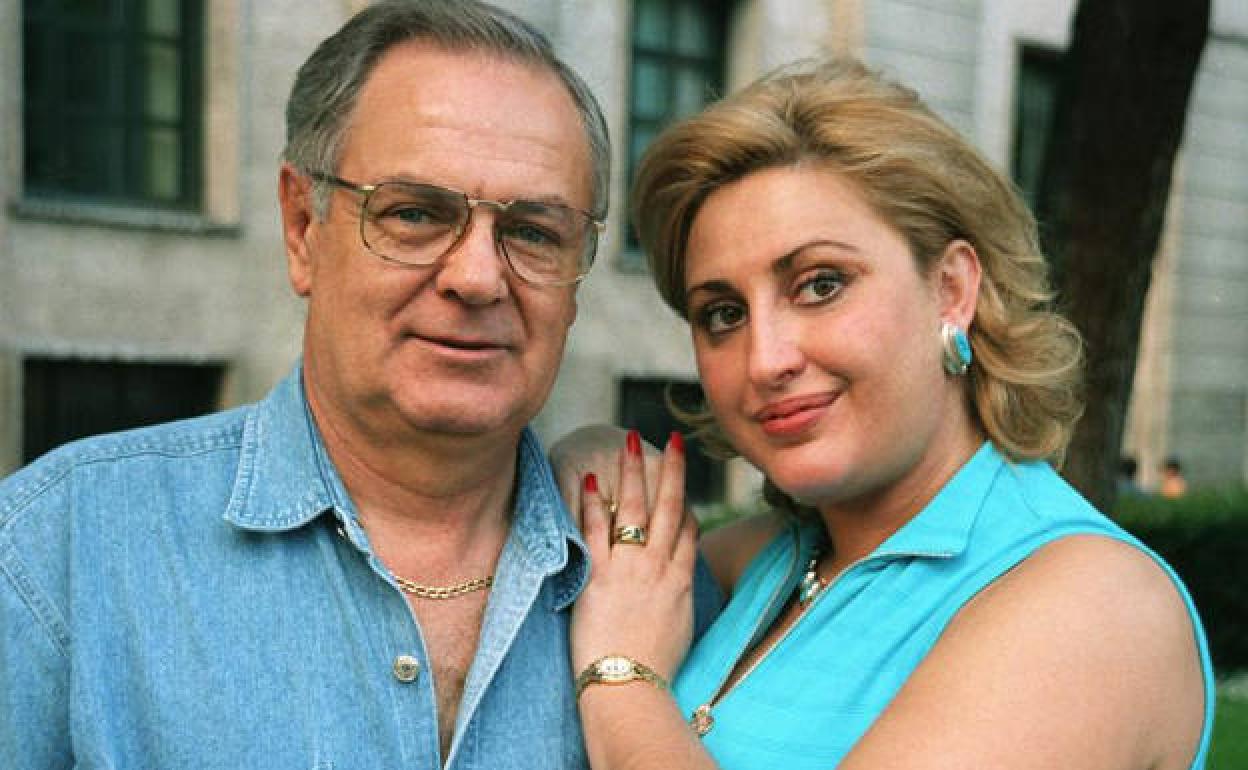 Pedro Carrasco con Raquel Mosquera, su última mujer. 