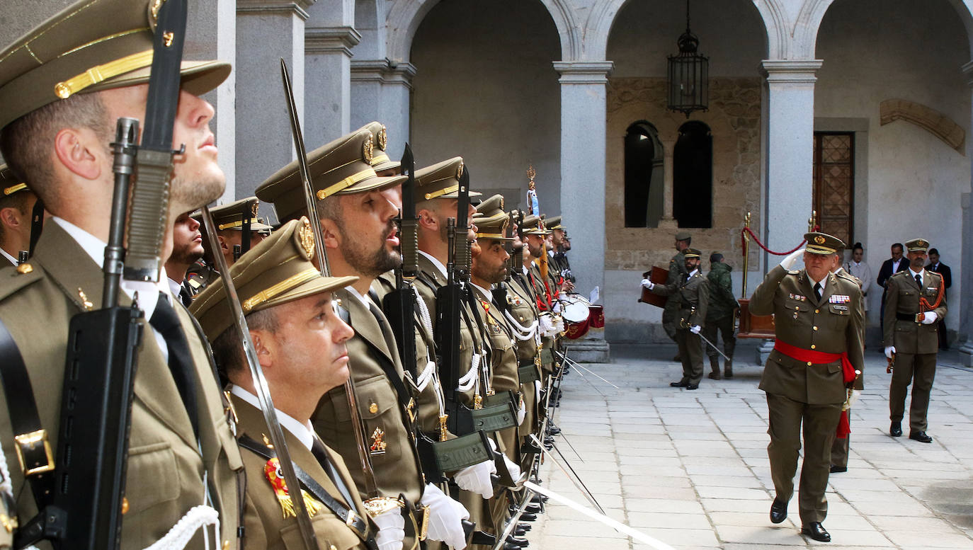 Inicio del curso de la Academia de Artillería de Segovia. 