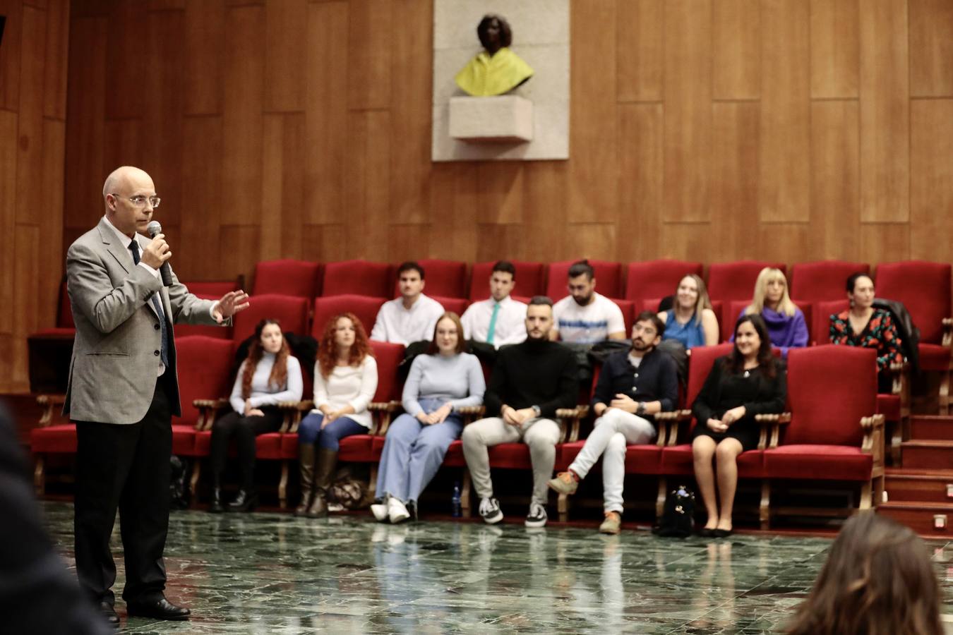 Fotos: Joaquín Anatol gana el concurso Tesis en Tres Minutos con su proyecto para acabar con una malformación coronaria