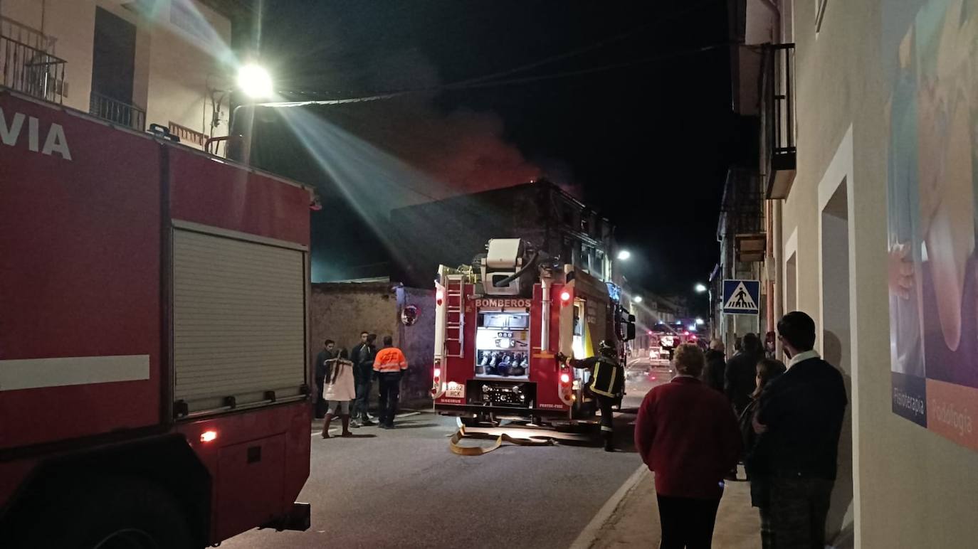Incendio en Fuenterrebollo.