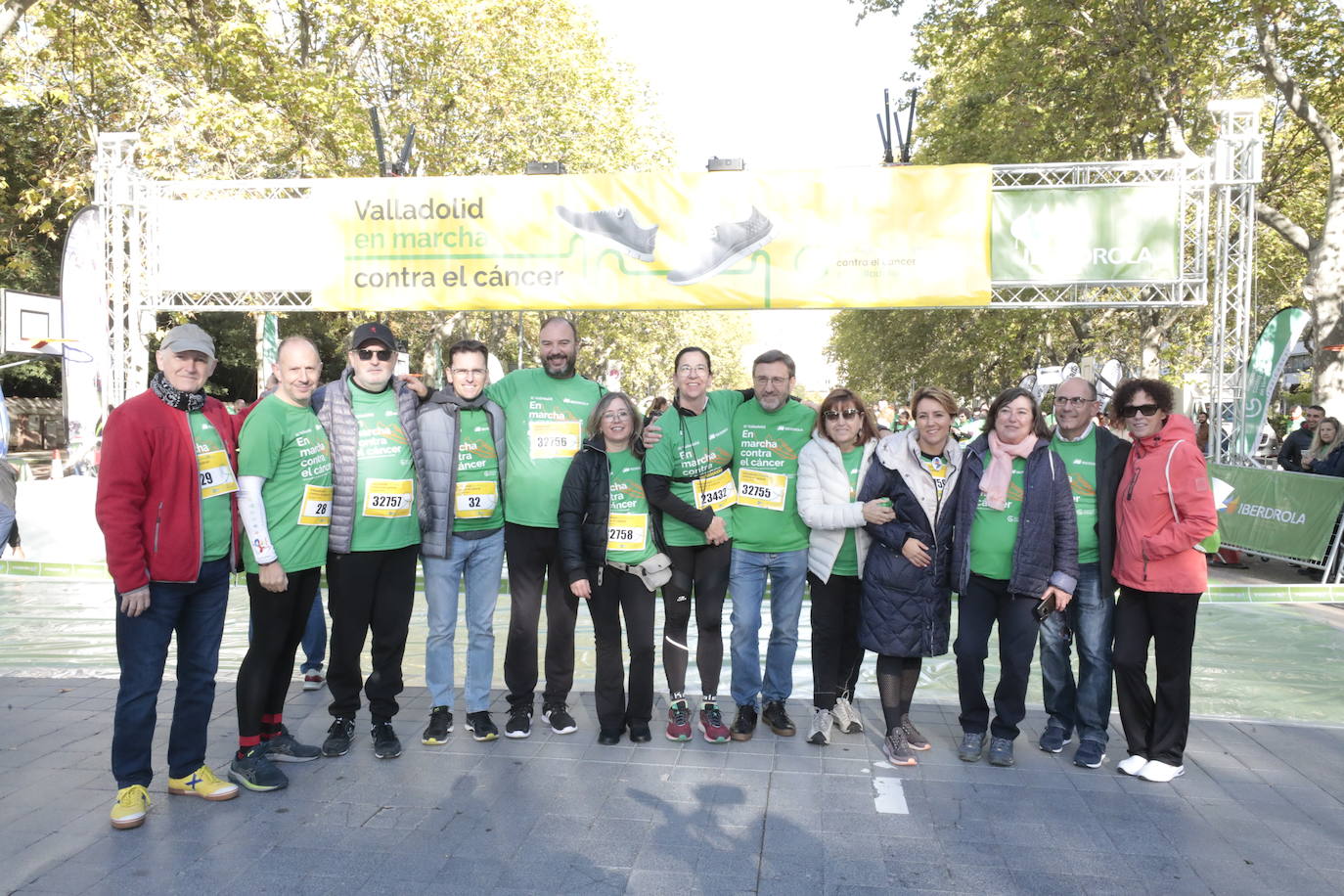 Fotos: La marcha contra el cáncer llena Valladolid de verde