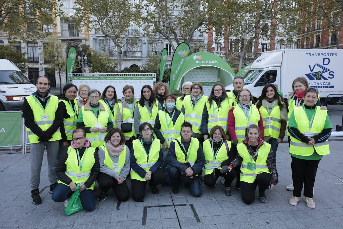 Fotos: La marcha contra el cáncer llena Valladolid de verde