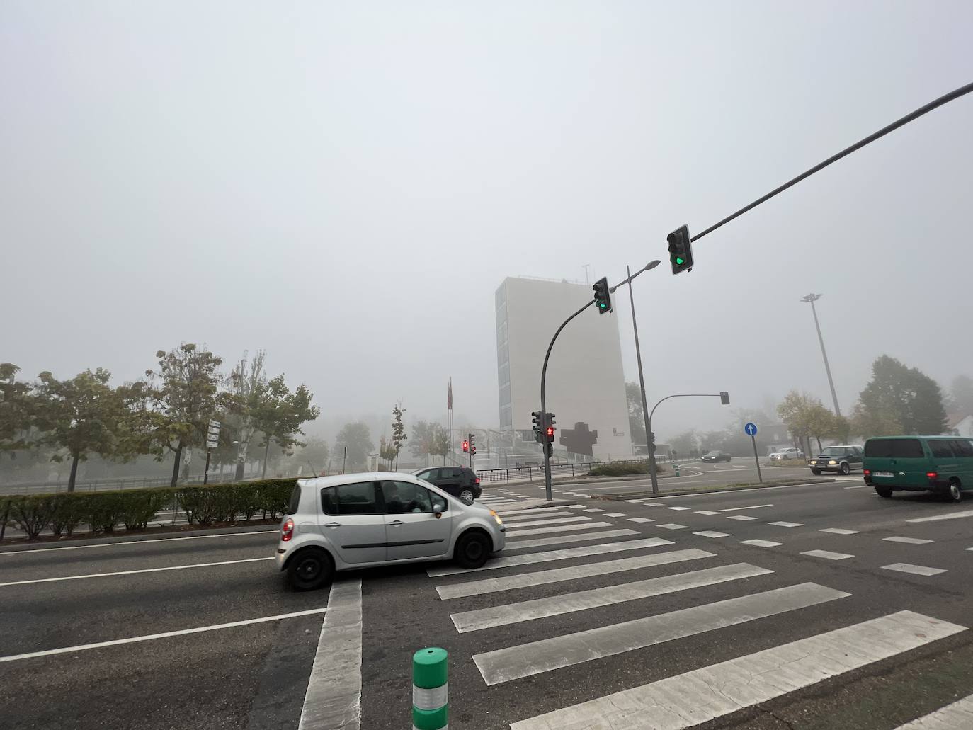 Fotos: Una densa niebla cubre la provincia de Valladolid