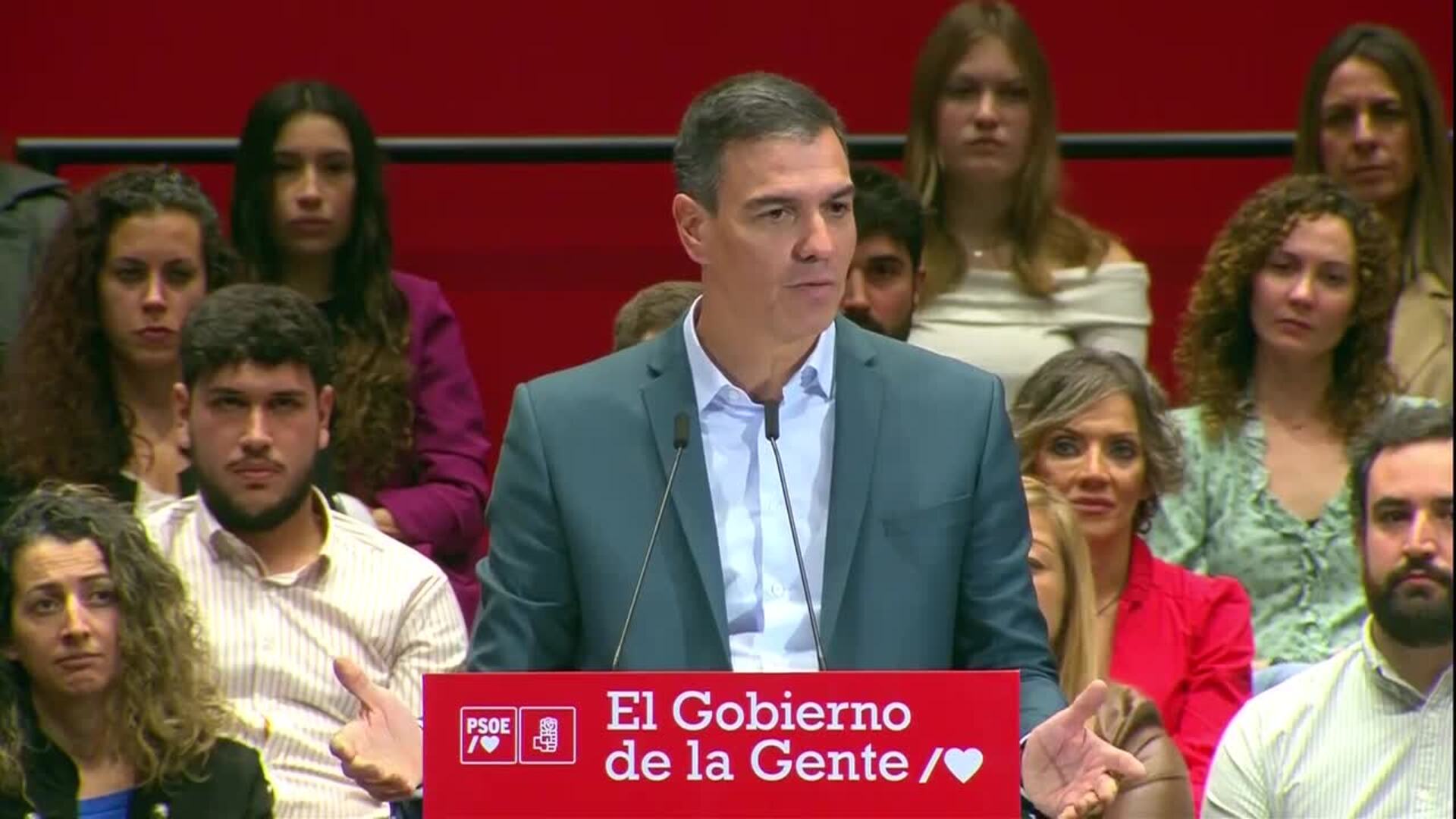 Sánchez llama a "cuidar el socialismo" como "única ideología" para la igualdad y afrontar los retos