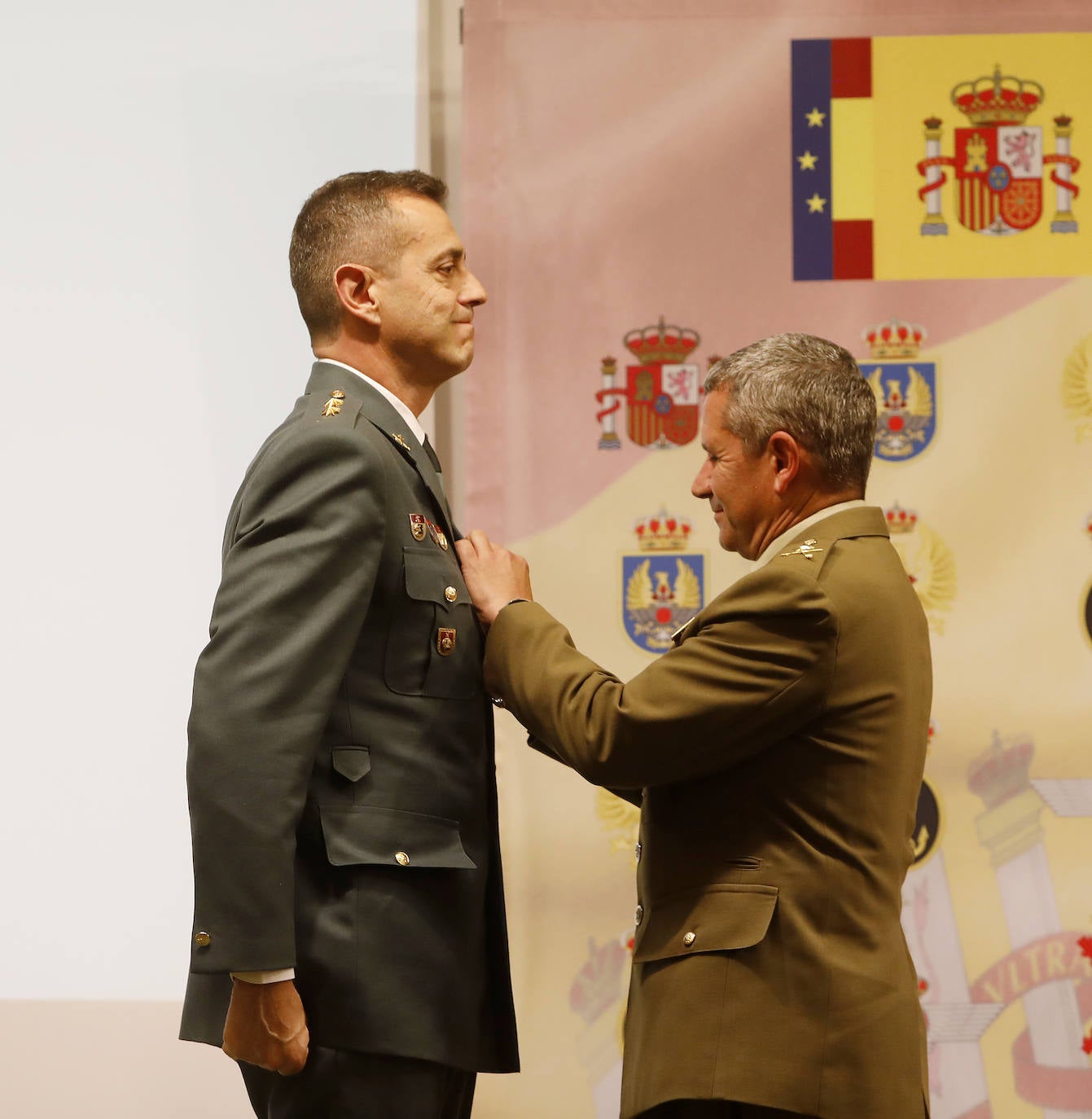 Fotos: Premios y condecoraciones de la Subdelegación de Defensa en Palencia