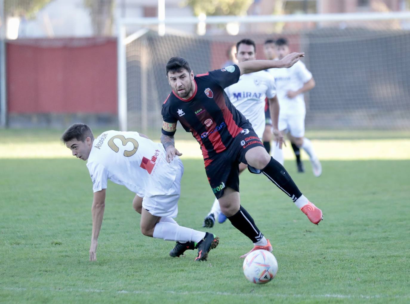Fotos: El Laguna sale victorioso ante el Ribert