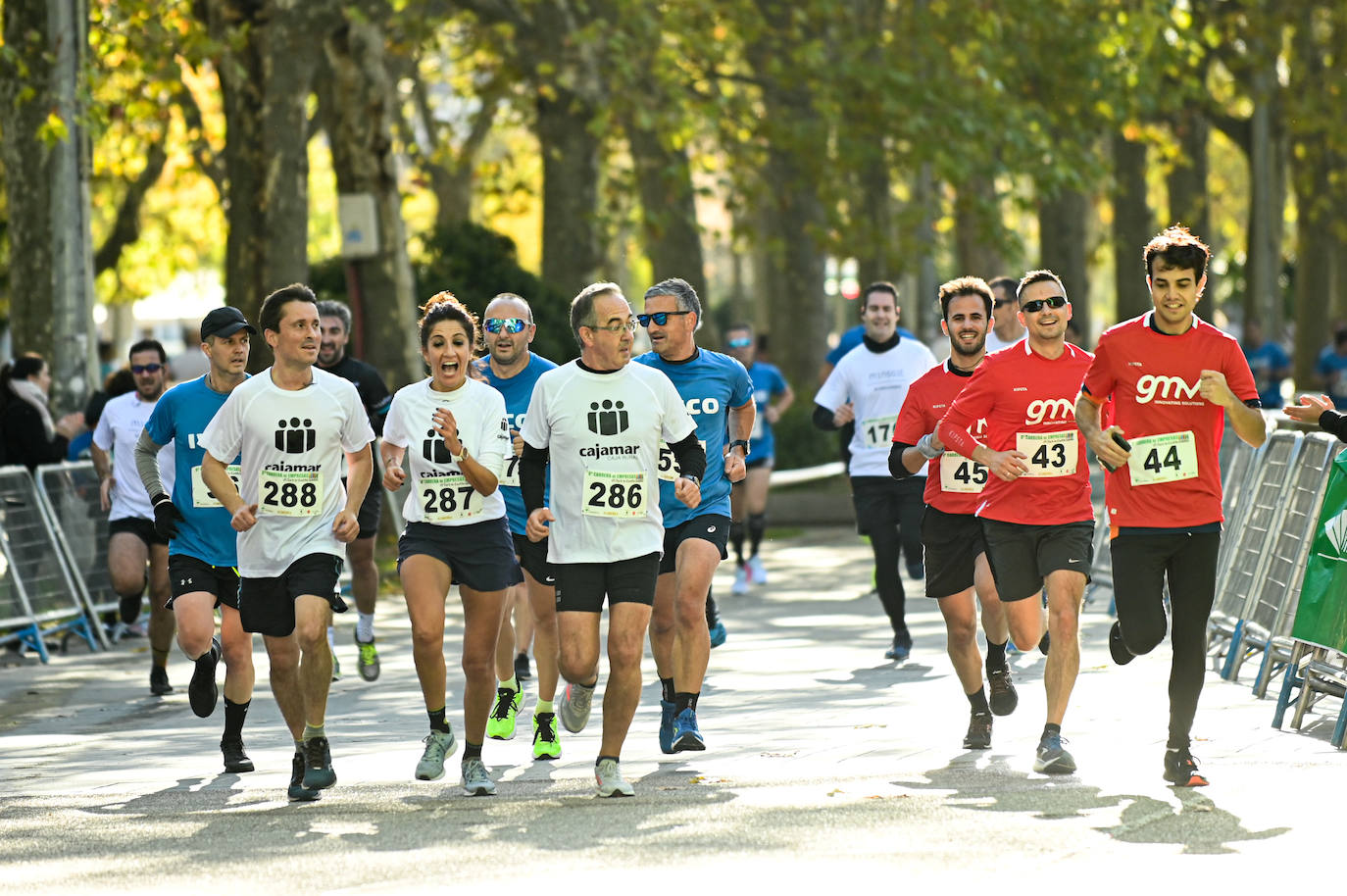 Fotos: Valladolid acoge la VI Carrera de Empresas (3/4)