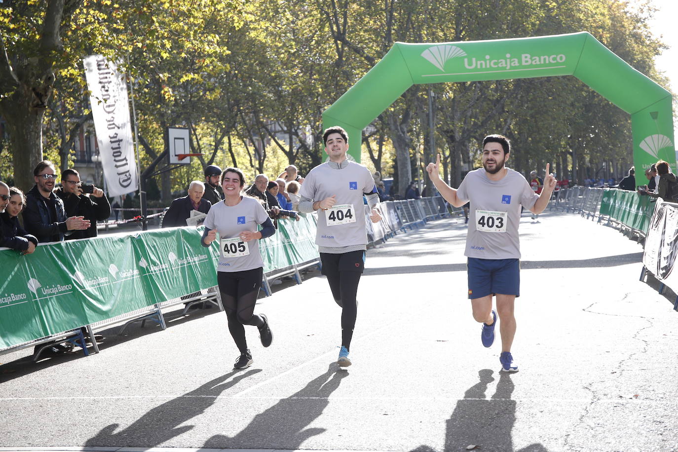 Fotos: Equipos participantes en la VI Carrera de Empresas (2/5)