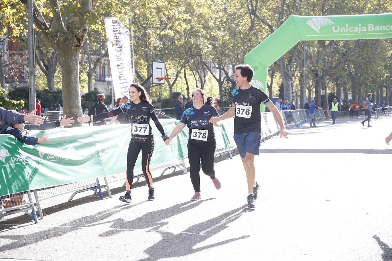 Fotos: Equipos participantes en la VI Carrera de Empresas (3/5)