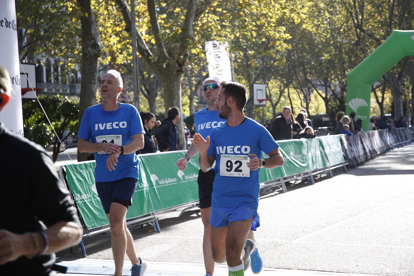 Fotos: Equipos participantes en la VI Carrera de Empresas (4/5)