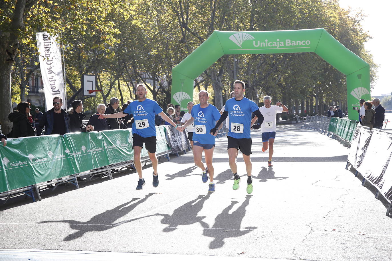 Fotos: Equipos participantes en la VI Carrera de Empresas (4/5)