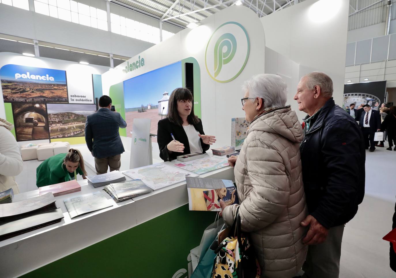 Inauguración del stand de Palencia en la Feria Internacional de Turismo de Interior.