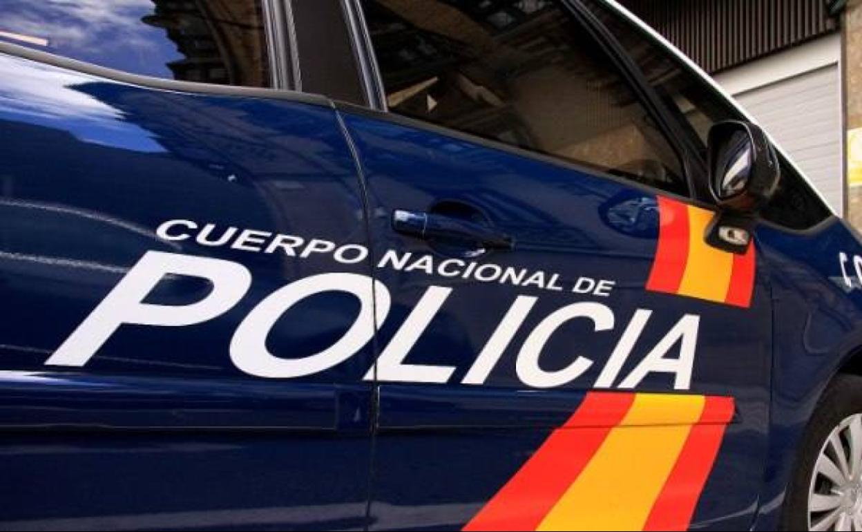 Vehículo del Cuerpo Nacional de Policía. 