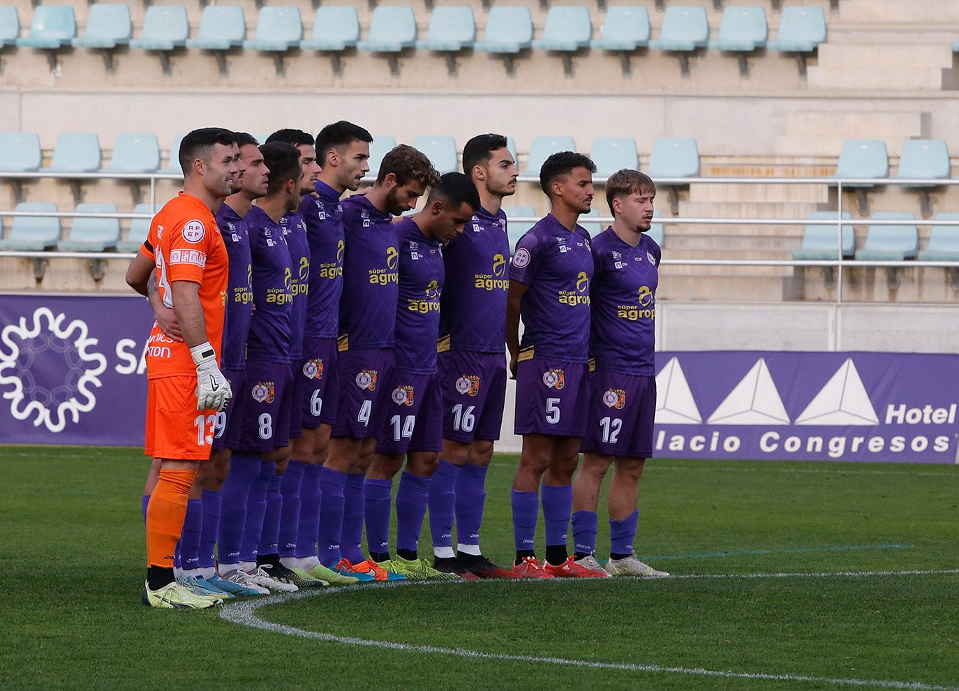 Palencia Cristo Atlético 0 - 2 Racing de Santander B