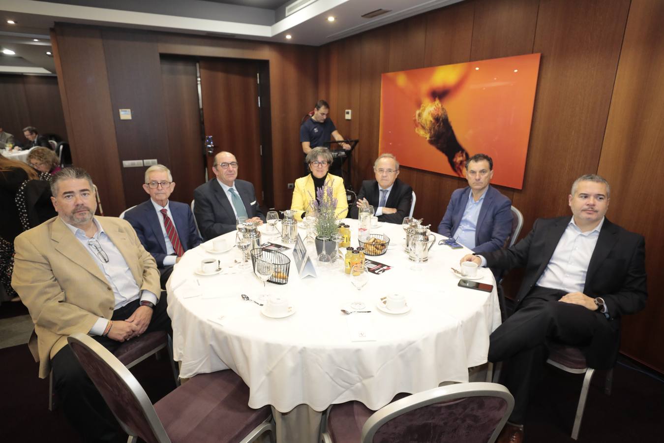 Fotos: Ignacio Marco-Gardoqui, en el Foro Económico de El Norte